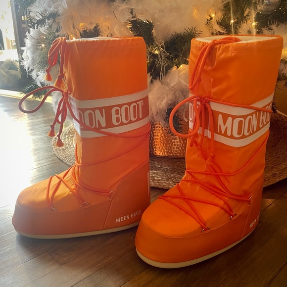 Moon Boot Orange Snow Boots - Picture 2 of 5